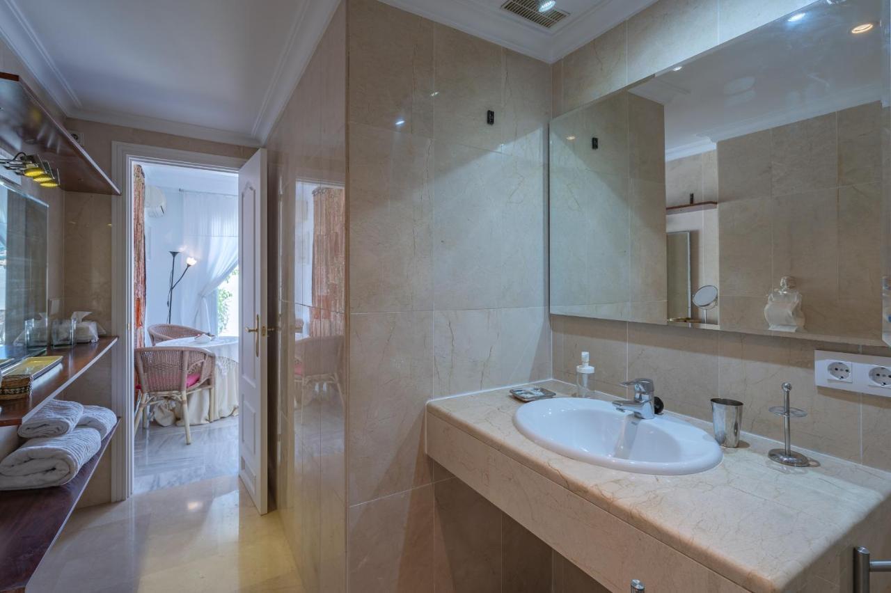 Apartamentos Las Terrazas Марбелья Екстер'єр фото